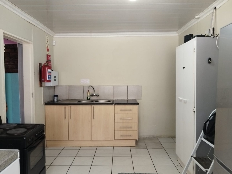 9 Bedroom Property for Sale in Brandwag Free State